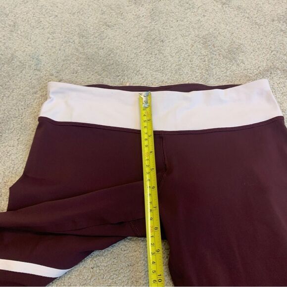 LULULEMON maroon light pink run inspire crop Capri leggings Sz 8 - Picture 5 of 7